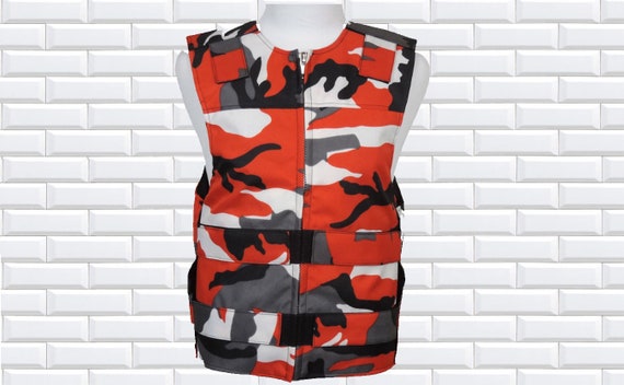 Red hotsell camo vest
