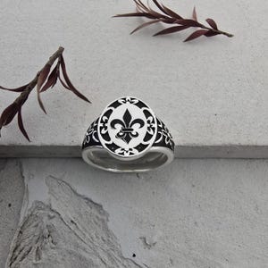 Fleur De Lis Ring, French Lily Jewelry, Fleur De Lis Engraved Jewelry, Fleur-De-Lis Flower Ring, Women&#39;s Rings, Signet Rings