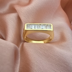 Gold Baguette CZ Bar Ring for Women, Stacking Ring, Dainty Rectangle Stone Ring, Baguette Bar Ring, Wedding Jewelry, Gift for Her