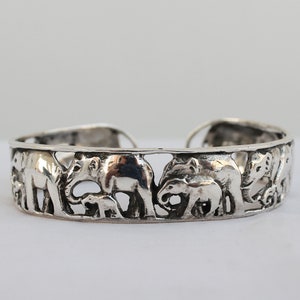 Natural Silver Bracelet,Solid 925 Silver Bracelet,Elephant Bracelet,Handmade,Gift For Him,Gift,Wedding Gift,India Statement Gift For Mom