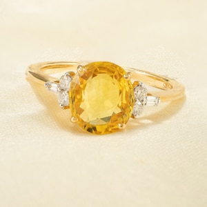 18K gold Yellow Sapphire Ring, Natural Baguette Diamond gold Ring, Yellow sapphire ring with diamonds for wedding and anniversary gift