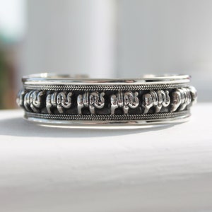 Sterling Silver Elephant Bracelet, Solid 925 Silver Bracelet, Chain and Link Silver Bracelet, Dainty Bracelets, Statement Gift For Mom