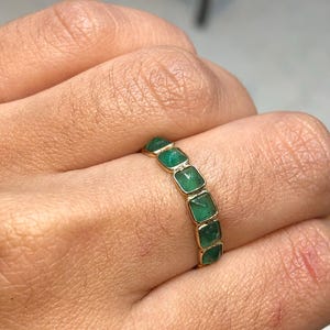 Emerald Ring Gold, emerald eternity ring for her, natural emerald Jewellery, emerald wedding band,18K/14K/9k Solid Gold Women&#39;s Ring