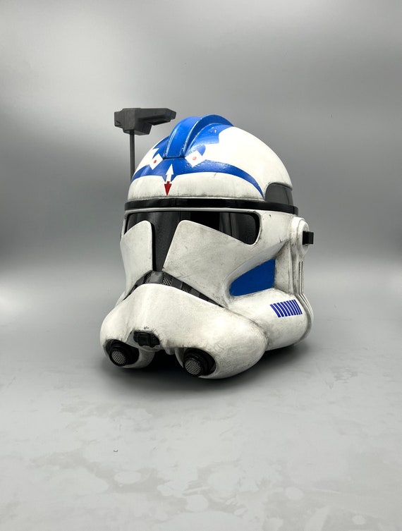 Evere Clone Hunter Helmet - Wearable Cosplay Helmet, 1:1 Scale, Hand-Painted & Padded