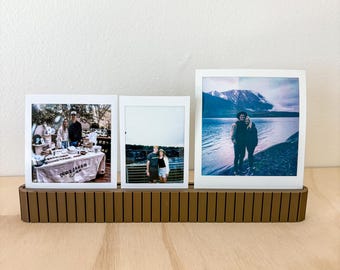modern photo stand instax film photos gifted framed small photo display decor gift ribbed mid-century modern design art gallery (modular)