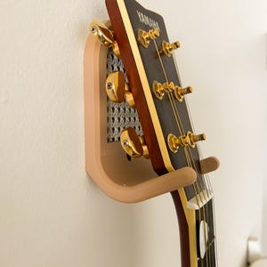 guitar shop display hooks guitar wall mount instrument display learning to play guitar accessories guitar for sale guitarist wall stand