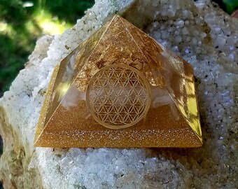 Orgonite Selenite Resin Crystal Pyramid