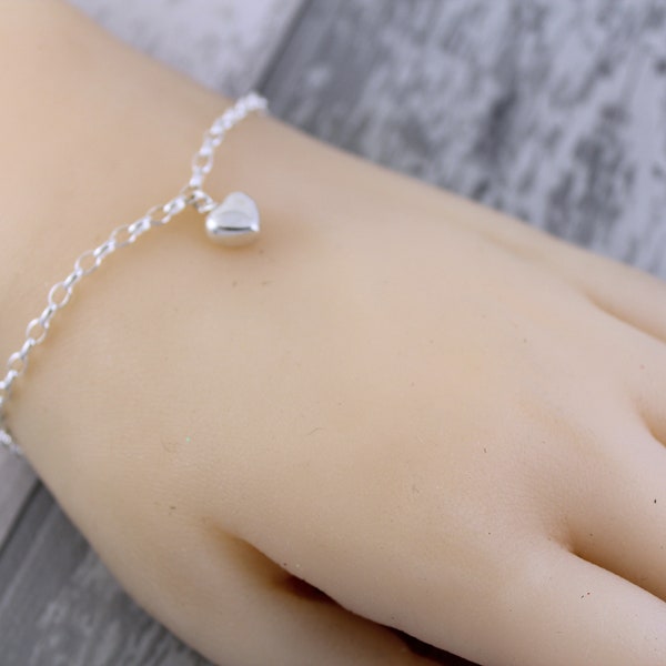 Sterling Silver Dainty Heart Cremation Memorial Keepsake Urn Bracelet, Bereavement Jewelry, Funeral Cremation Ash Bracelet