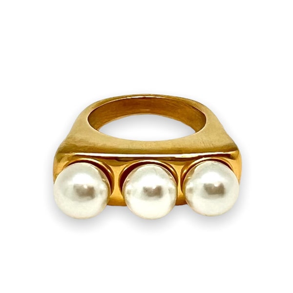 Tri-Pearl Ring A309