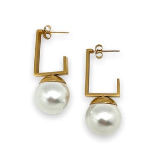 Venus Earring A313
