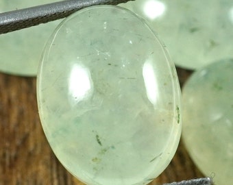 AAA groene prehniet ovale cabochon, losse edelsteen (12 x 16 mm)