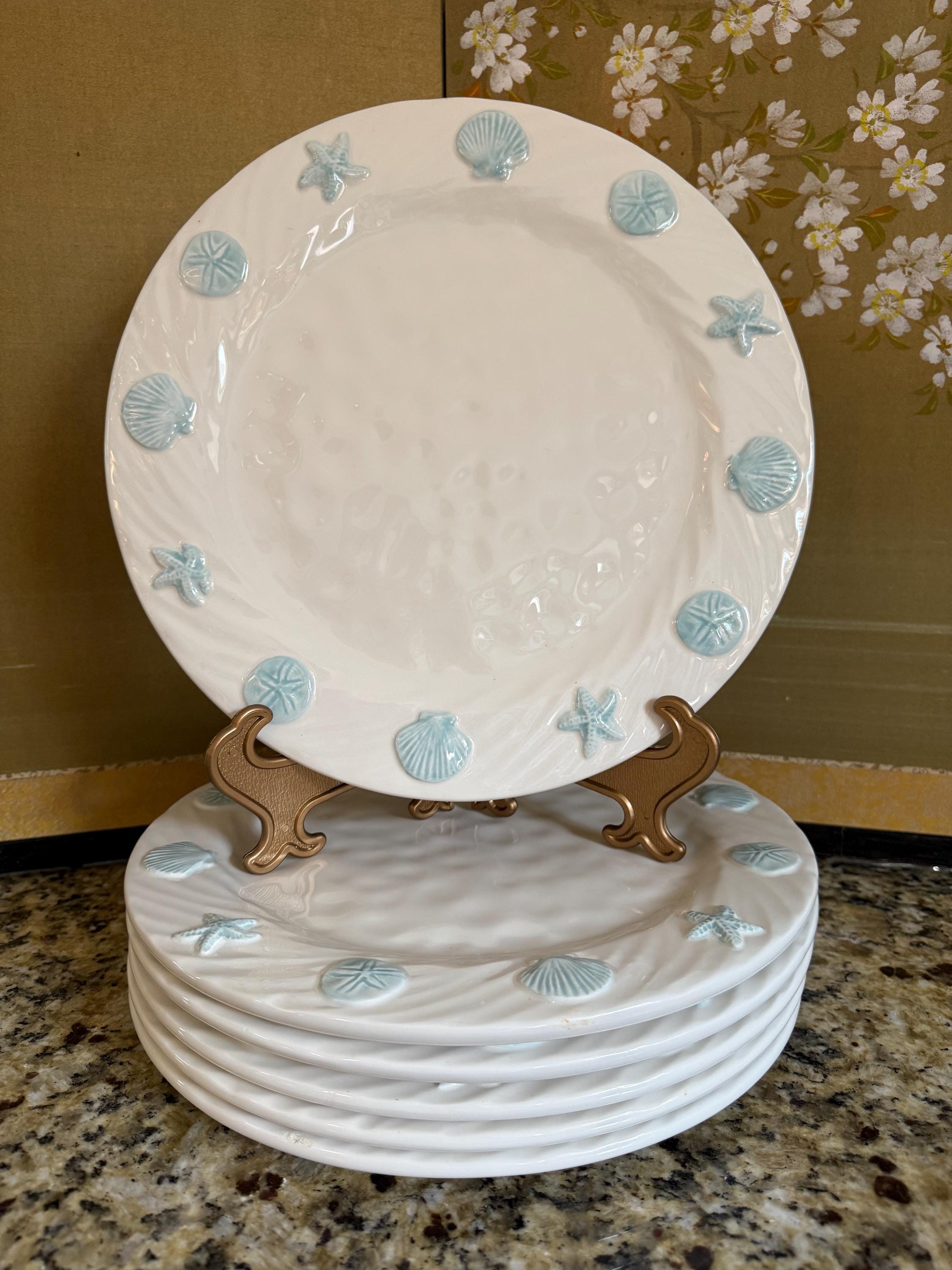 Set of 6 vintage coastal cottage Mesa Home Products 12” dinner plates with shell detail