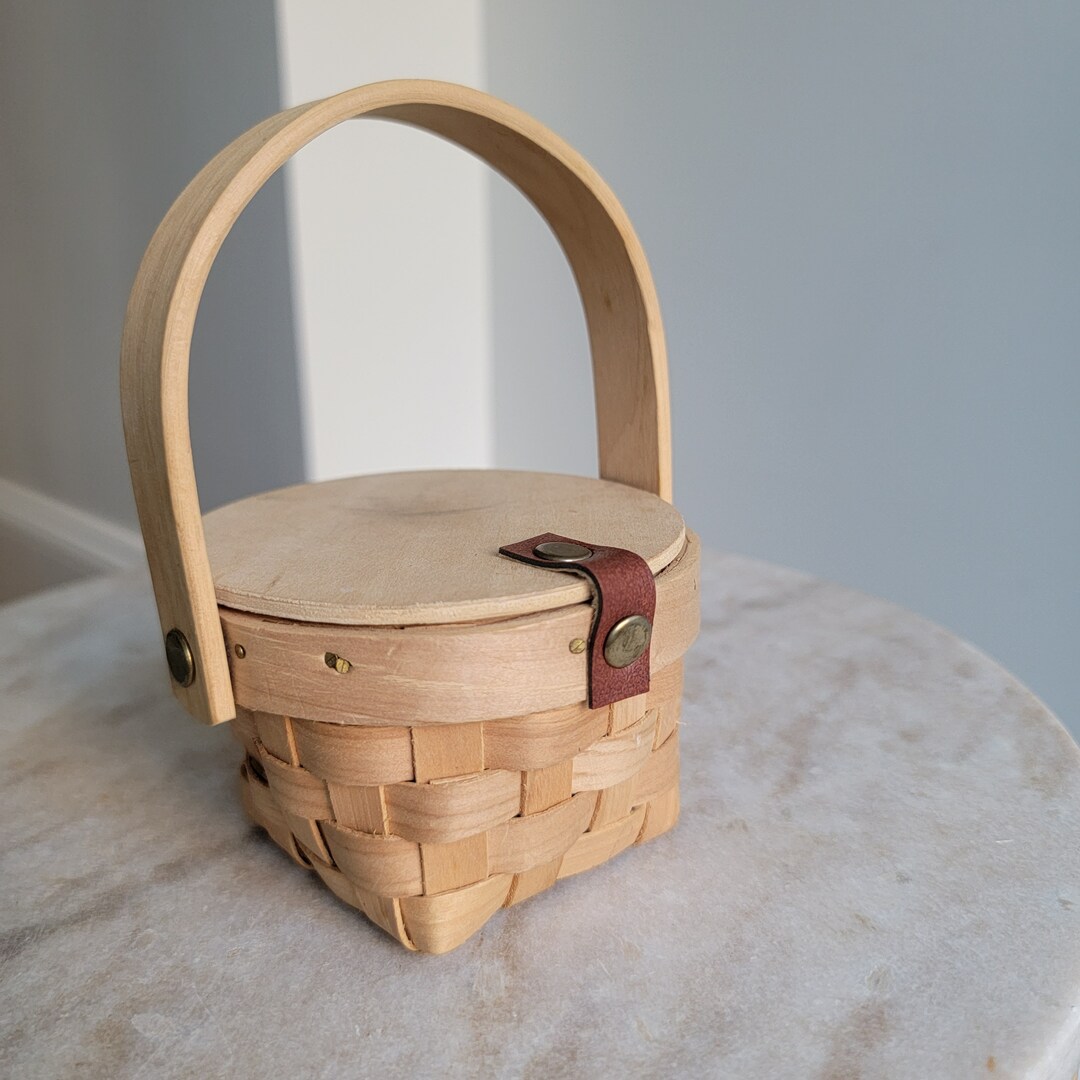 Mini Woven Basket With Movable Handle and Attached Flip Lid 3.5x 5 Etsy