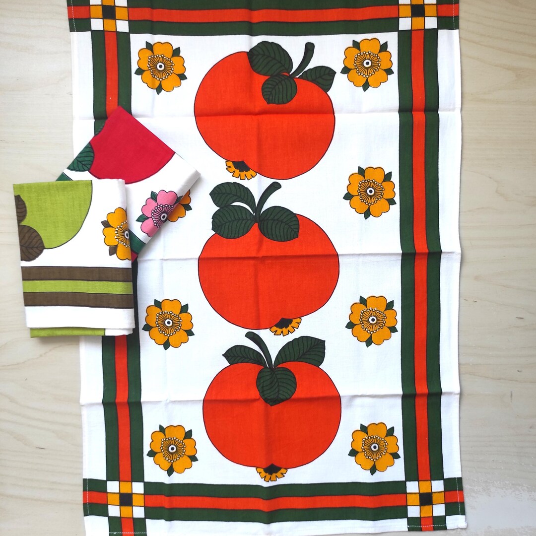 Vintage 1970's Kitchen Towels Set of 3, Cotton Towels With Apples, 70's ...