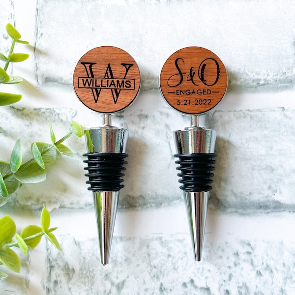 personalized wine stopper wedding gift for couple, custom engraved wine bottle stopper wood, engagement gift wine stopper, newlywed gift