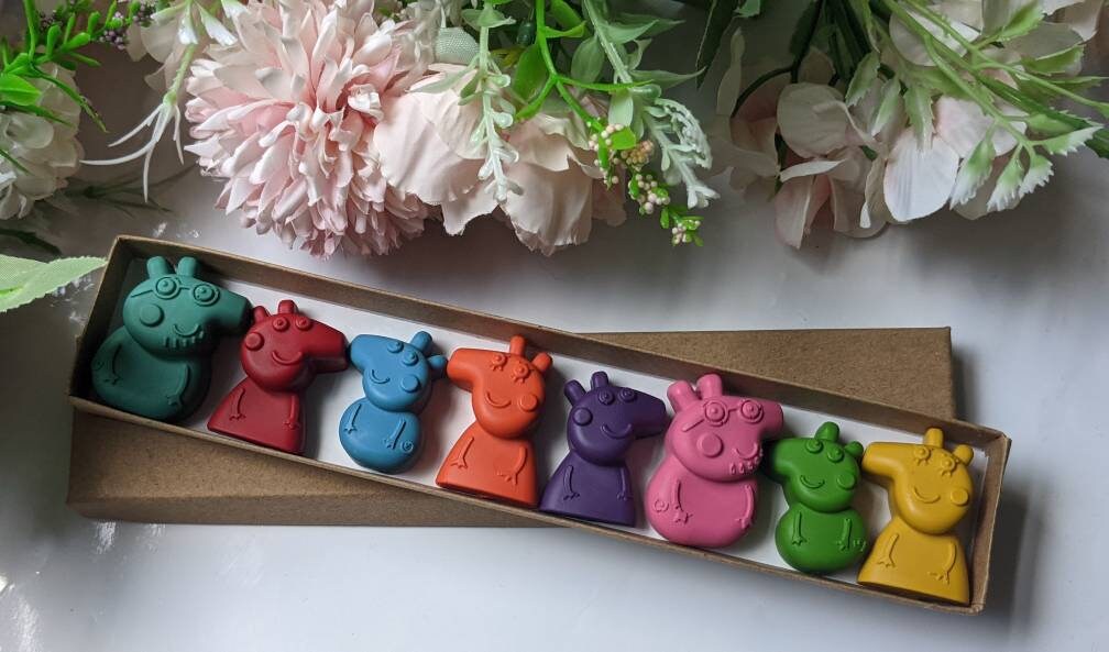 Pig crayon set crayon gift set themed crayons Etsy