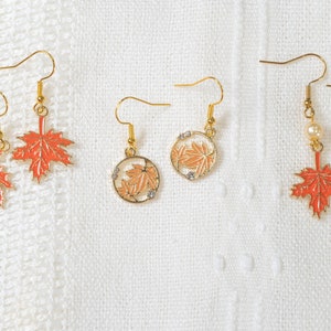 Fall Maple leaf Earring, Autumn Leaves Earrings, Canada themed Jewelry, birthday Gift, best friend gift, Fall Jewelry, Aunt Gift, Mommy gift