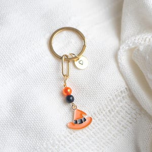 Halloween Witch Hat Keychain, Personalized Gift, Cute Car Keychain, Spooky Jewelry, Charm Keychain