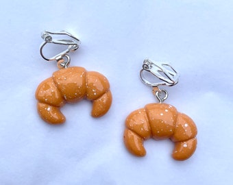 clip on/hook croissant earrings