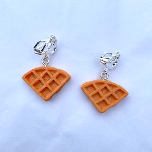 clip on/hook waffle earrings