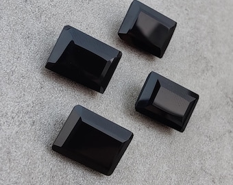 Onice nero AAA+, taglio sfaccettato rettangolare, pietra preziosa calibrata, disponibile in tutte le misure.