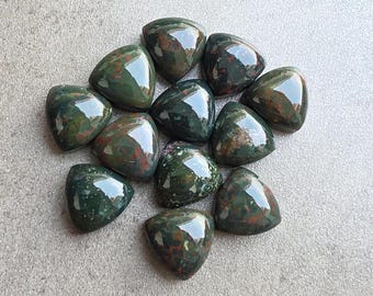 Natural Bloodstone Cabochon Trillion Shape Flat Back Calibrated Gemstone Loose Stone for Jewelry Making