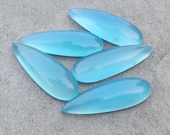 Calcedonio blu naturale a forma di grande pera, cabochon a fondo piatto, calibrato, a forma di goccia, pietre preziose all'ingrosso, qualità AAA+, disponibili in tutte le misure.