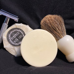 Cinnamon, Malibu Rum & Sandalwood Shave Soap