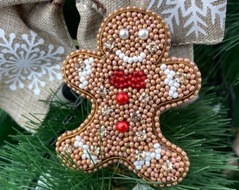 Gingerbread brooch, gingerbread jewelry, gingerbread man pin, gingerbread man