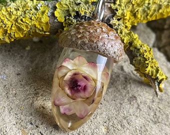 Acorn Pendant Flower, Terrarium Resin Jewelry, Acorn Necklace, Botanical Jewelry