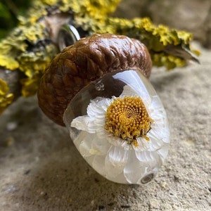 Acorn Pendant Flower, Terrarium Resin Jewelry, Acorn Necklace, Botanical Jewelry