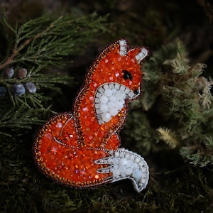 Red Fox Brooch, Fox brooch, Fox pin, Fox brooch pin