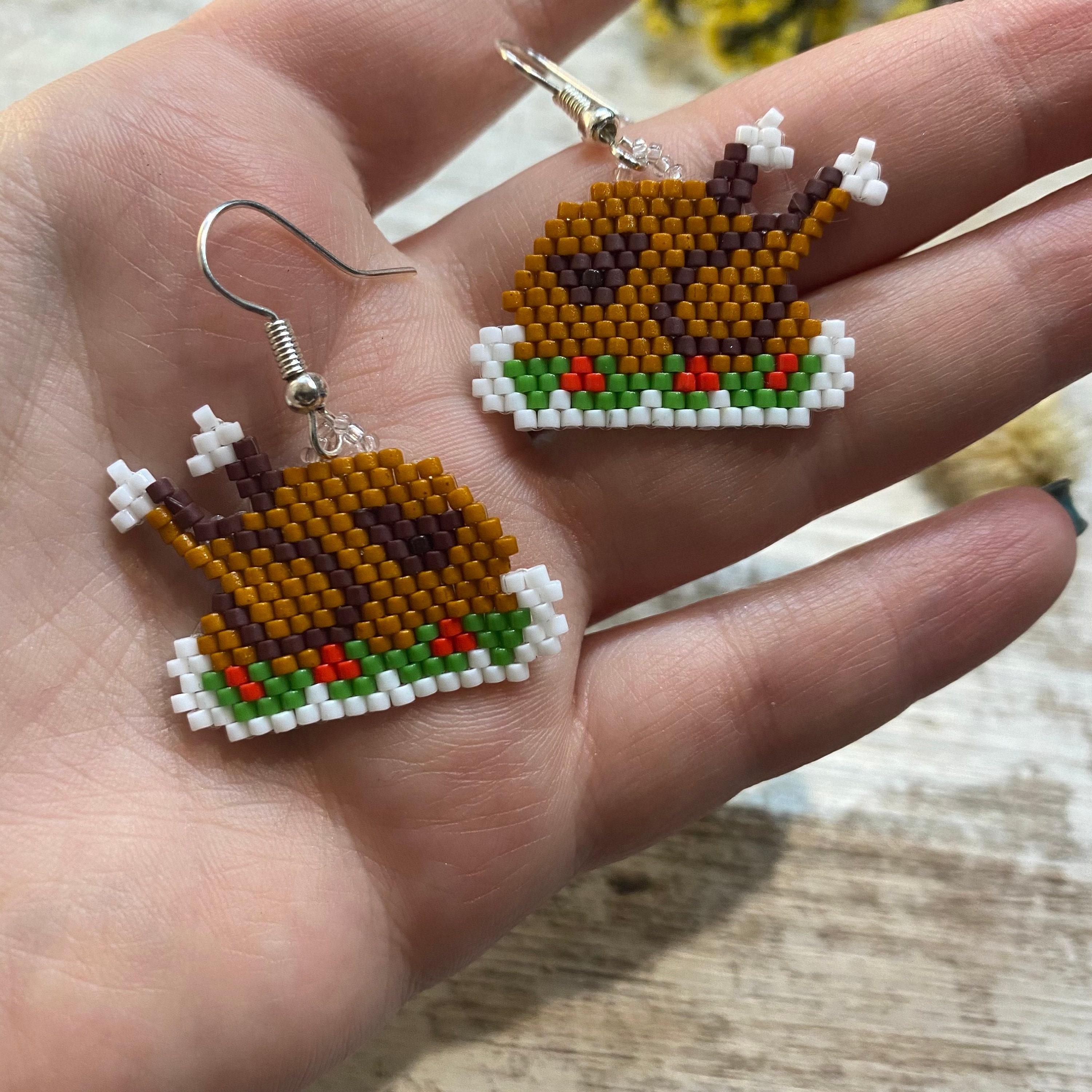 thanksgiving plate earrings
