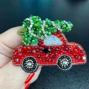 Beaded red truck brooch , truck with tree, Christmas beaded brooch, Christmas truck tree, Christmas car
