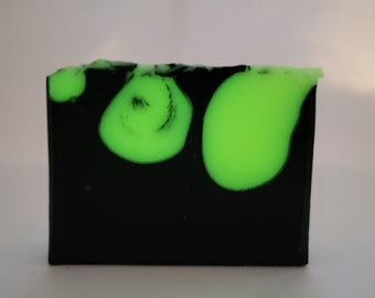 Haunted Cauldron Bar Soap Glow In The Dark Artisan Handmade Vegan Organic Coconut, Olive, Palm Oil Sea Salt Natural Moisturizing Charcoal