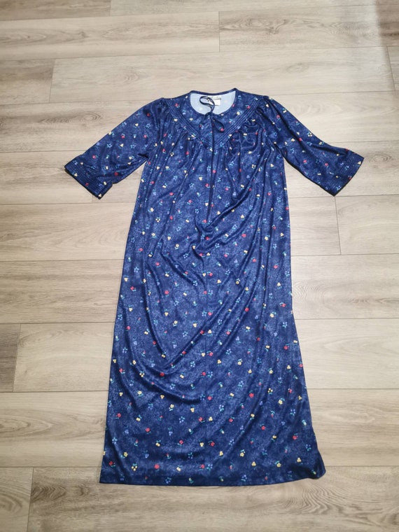 Vintage Sleepwear | 70s Nightgown | Ladies Vintag… - image 5