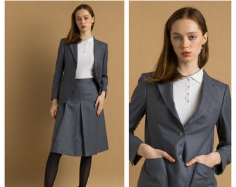 1970s Gray Womens Wool Skirt Suit Jacket Set Vintage Small/ Mini skirt suit with blazer buttons, elegant blazer and skirt set.