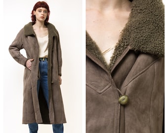 80s Vintage Suede Brown Leather Shearling Fastens Coat size Small Medium / Vintage Leather Shearling Coat/ Vintage Woman Winter Leather Coat