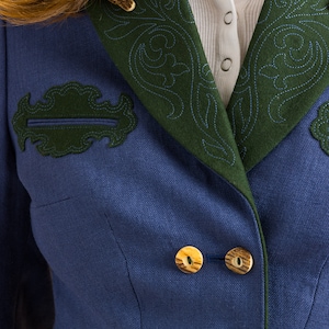 Women's structured jacket collar and 2 flap pockets / deer horn buttons / traditional jacket popular in Bavaria, Tyrol, Austria and Germany image 5