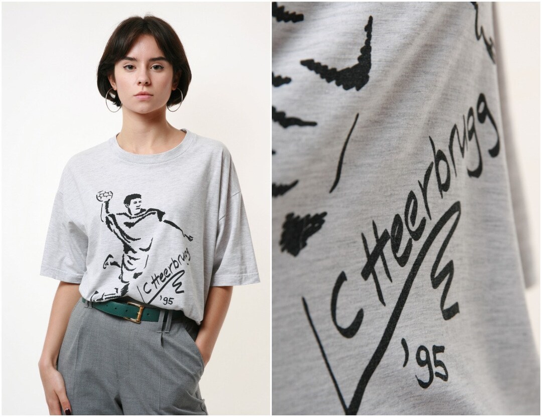 1995 WHALE Graphic Print Vintage T-shirt 17891 - Etsy