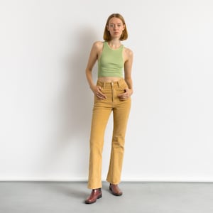 90s Levis Corduroy Woman Vintage High Waisted Flare Trousers Size 