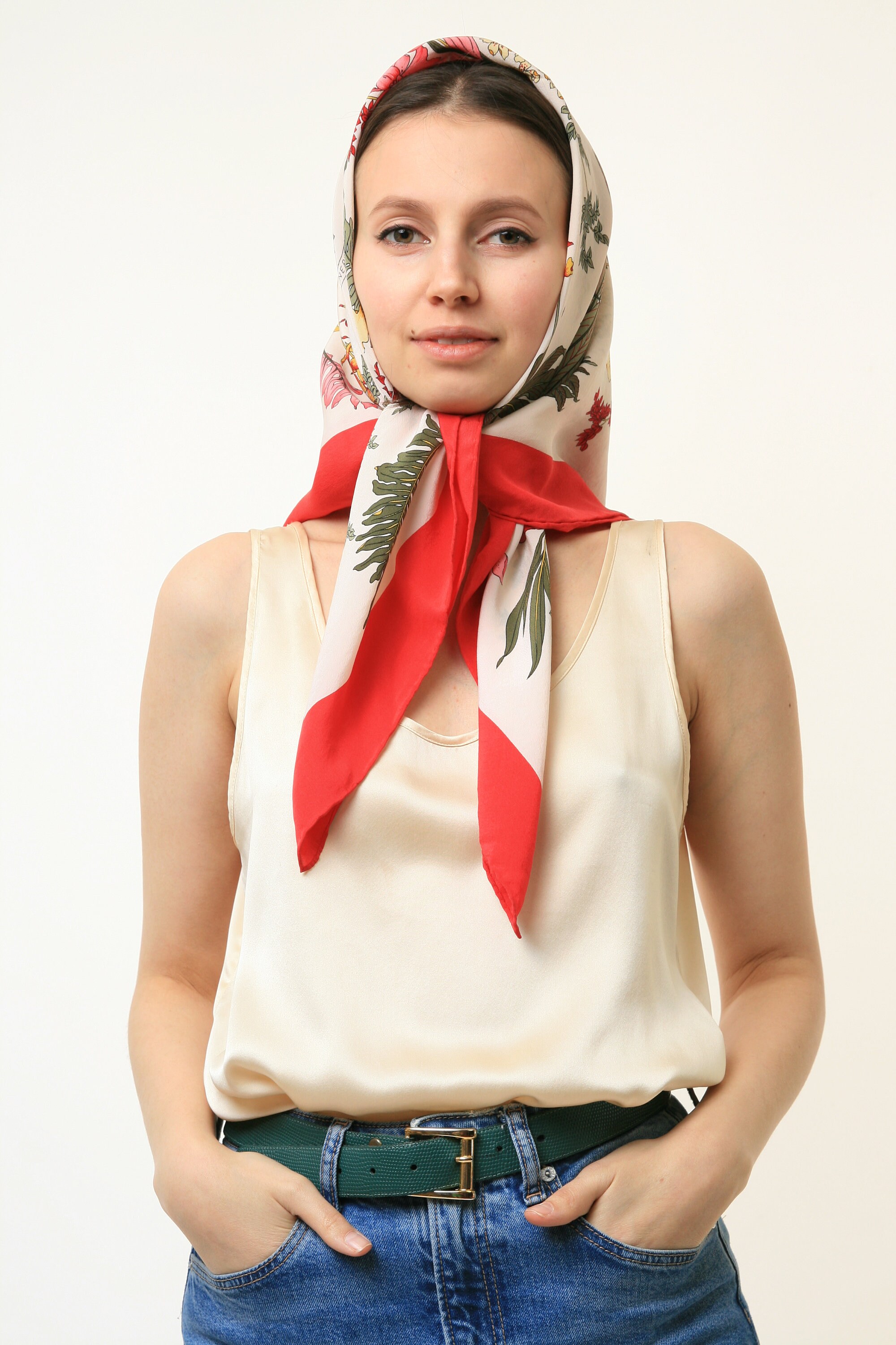 まとめCTHY HIGH-END VINTAGE SILK SCARF 80s Vintage Vtg Rare GUCCI Red Pure Silk Seta Seide Floral Pattern