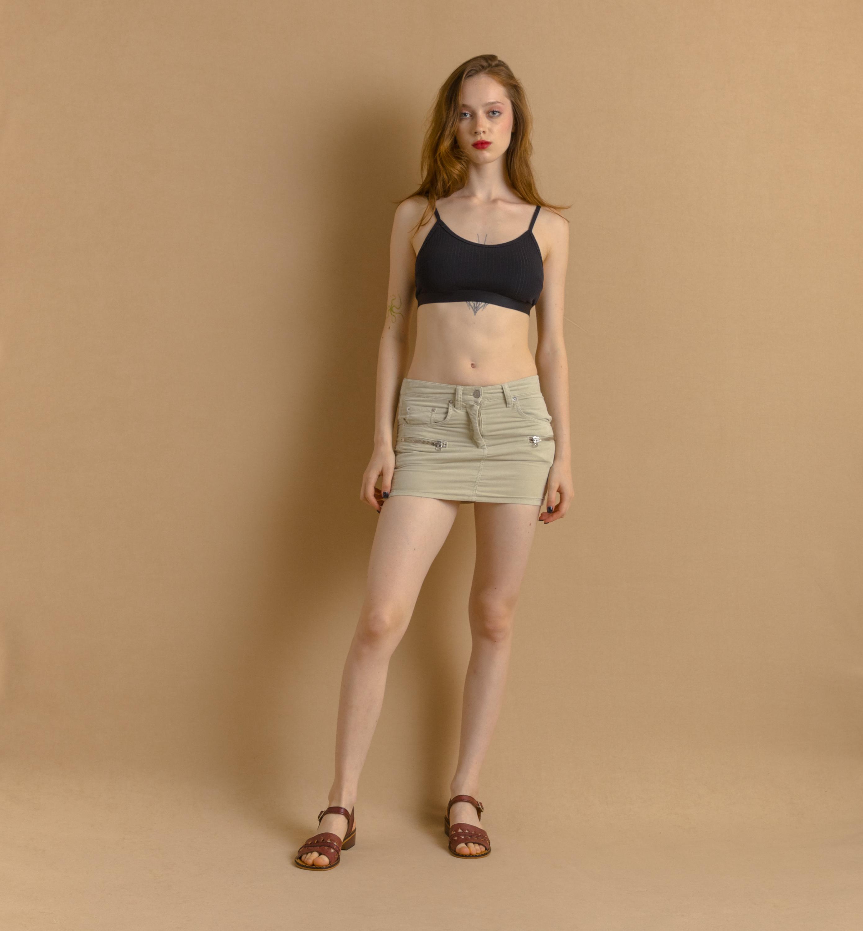 À TAILLE HAUTE MINI-JUPE | Beige