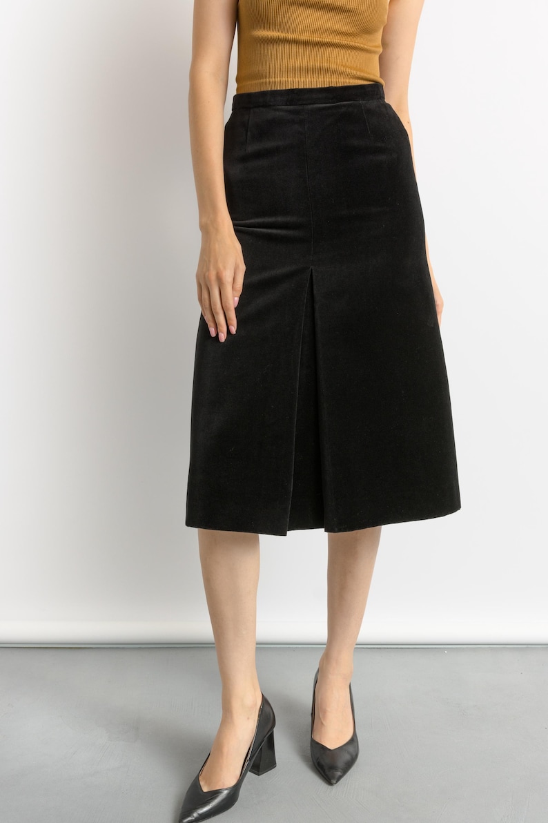 LOUIS FERAUD vintage skirt suit, vintage 1970s cotton Louis Feraud velour skirt suit, elegant black woman velour blazer suit image 8