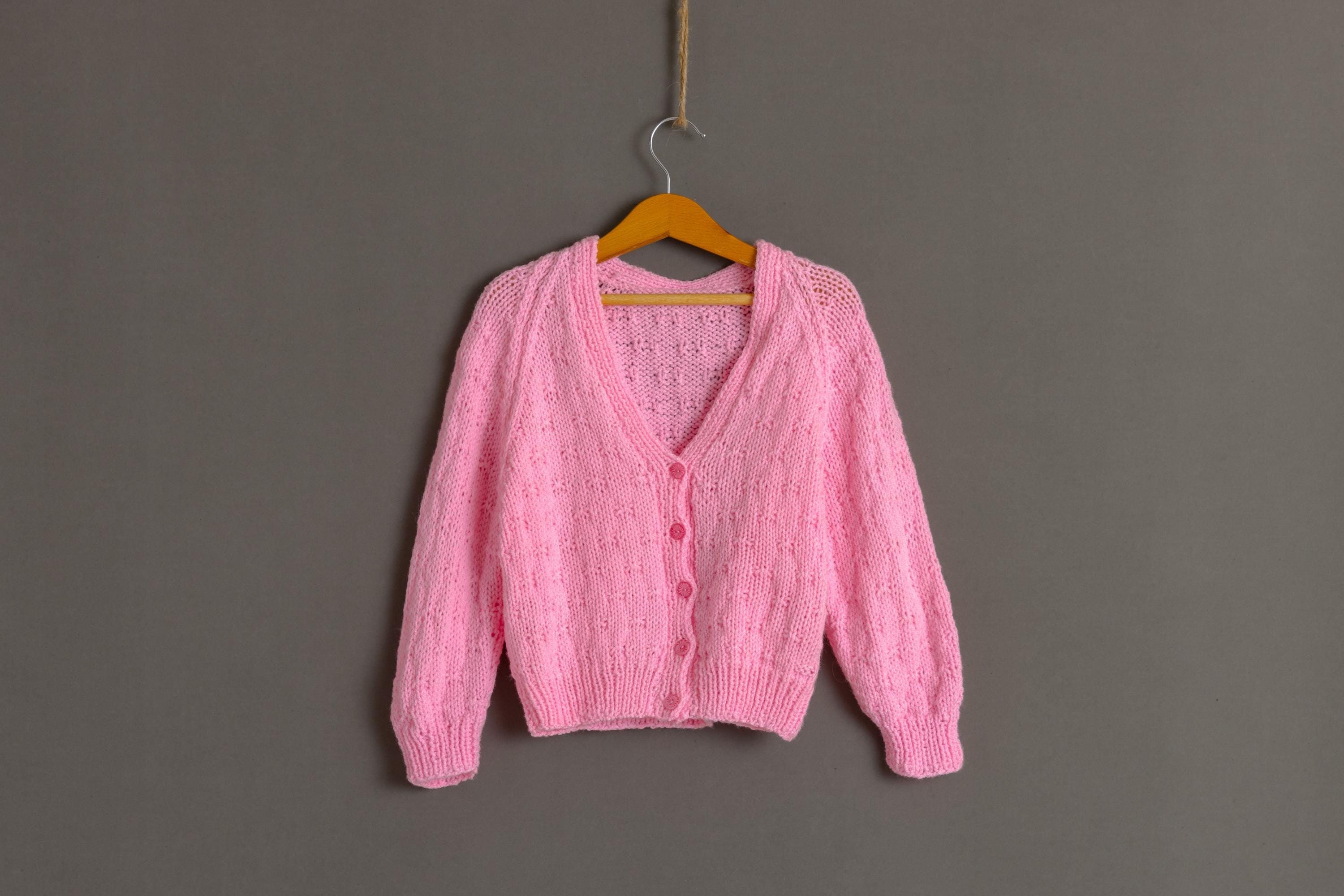 IVE レイ着用 Polka Dot Cardigan Baby Pink ☆LE SSERAFIM ウンチェ / IVE レイ 着用！！【SCULPTOR】Polka