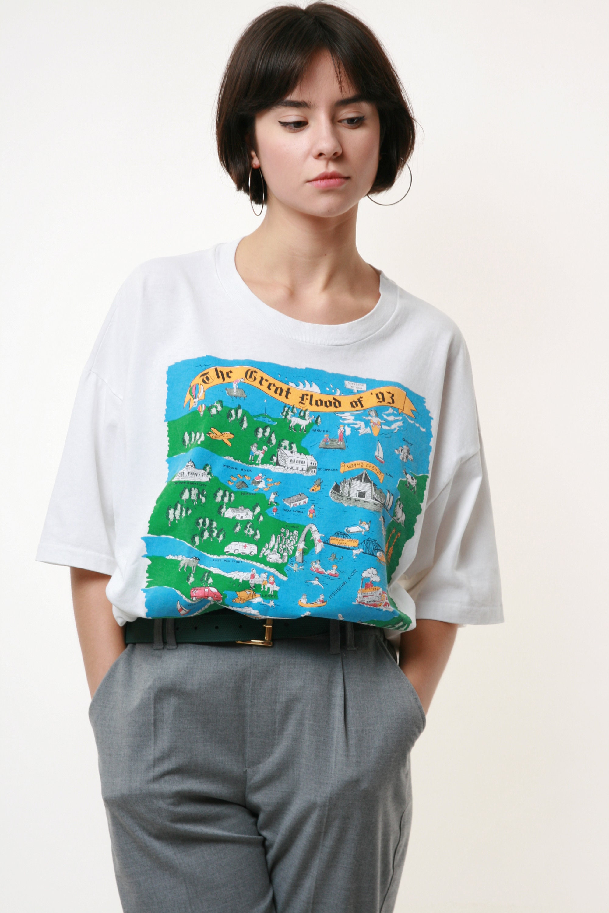 1993 Graphic Print Vintage Cotton T-shirt 17811 - Etsy