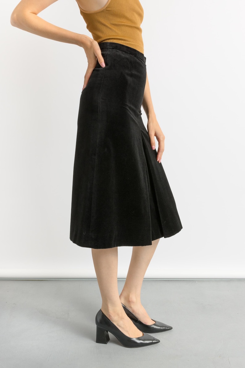 LOUIS FERAUD vintage skirt suit, vintage 1970s cotton Louis Feraud velour skirt suit, elegant black woman velour blazer suit image 11