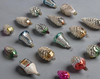 Glass Mid-century Vintage Christmas Retro Tree Ornament, Silver-Mercury Home Decor, Xmas Winter Holiday Gift- Decoration: Cone, Fruits