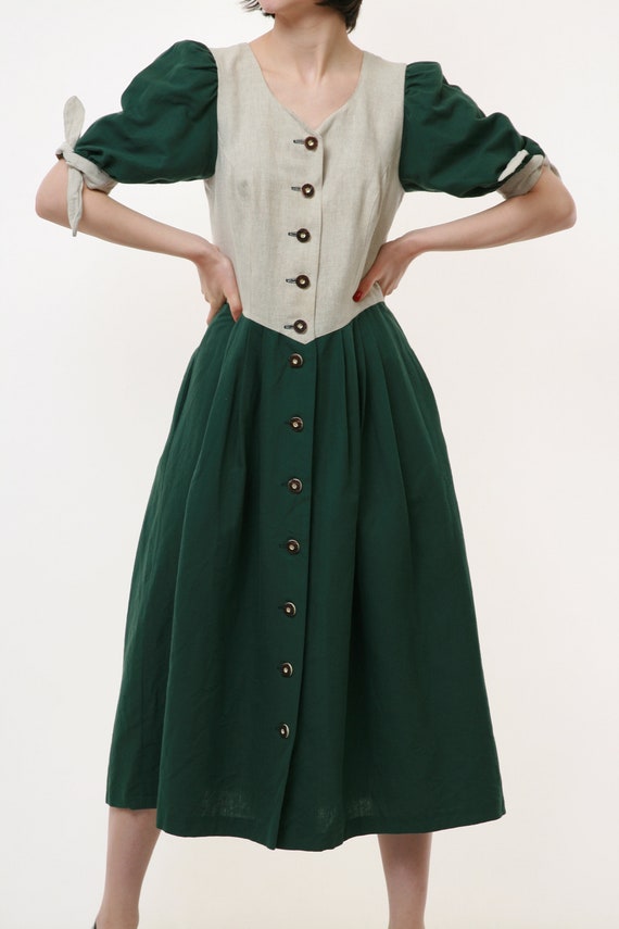 70s Vintage Rare Austrian Traditional Dirndl Octo… - image 6