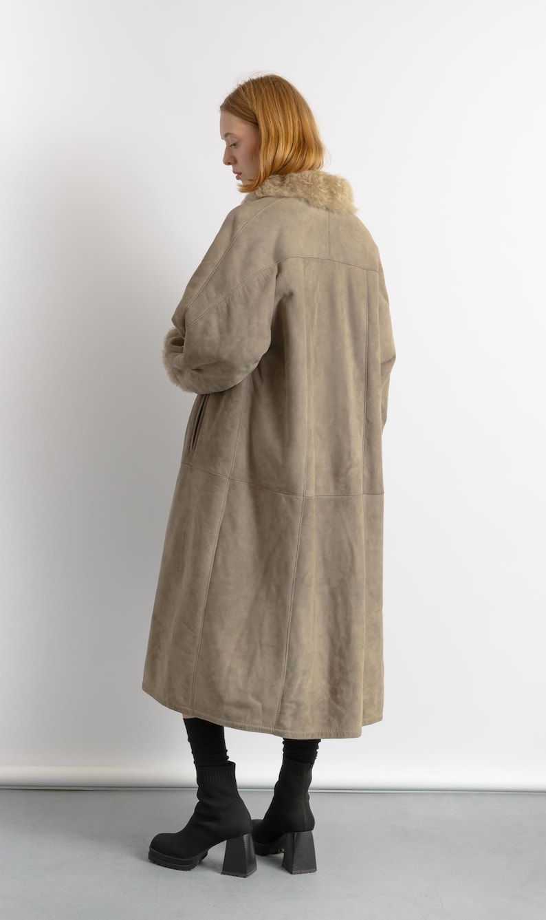 Women Suede Sheepskin Jacket Gray Vintage 80s Retro Winter Outerwear Sheepskin Western Suede Coat Women Vintage Clothing size M image 3
